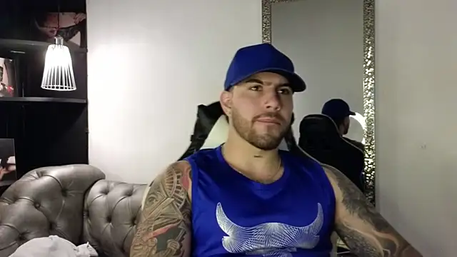 Snapshot of Ades_Lowe chatting on 10/17/25, 12:30 Ades Lowe online show from 10/17/25, 12:30