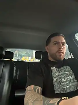 Snapshot of Ades_Lowe chatting on 11/09/25, 12:03 Ades Lowe online show from 11/09/25, 12:03