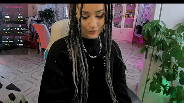 Sserendipityy online show from 05/17/26, 03:19