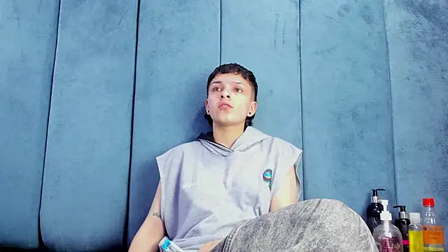 Megan Thompson  online show from 02/27/26, 02:22