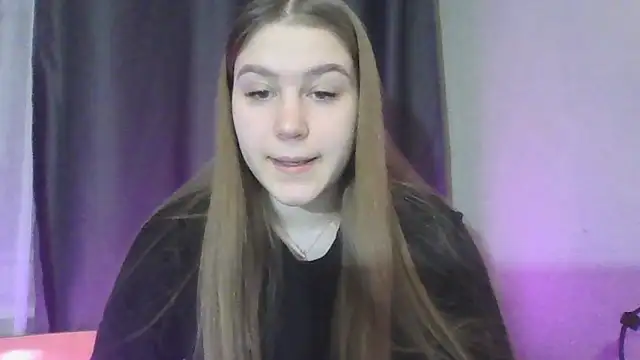 Snapshot of yourhoney_Lola_ chatting on 12/16/25, 03:17 yourhoney Lola online show from 12/16/25, 03:17