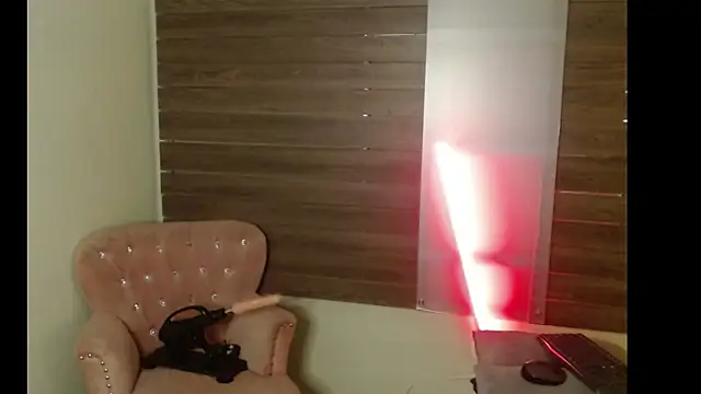 Karol Yessenia online show from 09/24/25, 02:20