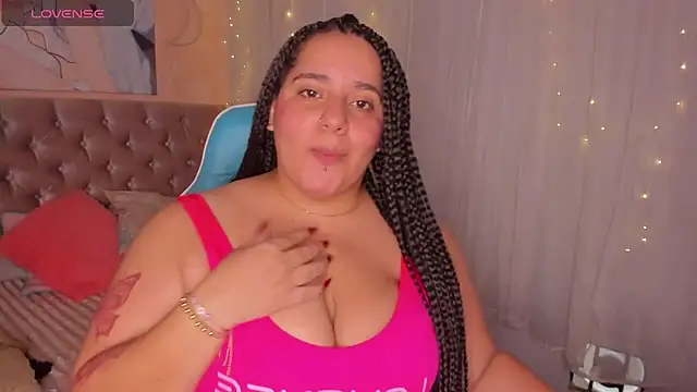 Snapshot of artemisa19 chatting on 11/07/25, 08:09 artemisa19 online show from 11/07/25, 08:09