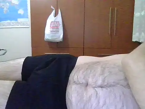 Snapshot of reallove78 chatting on 09/30/25, 08:47 reallove78 online show from 09/30/25, 08:47