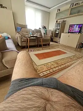 Snapshot of reallove78 chatting on 10/15/25, 09:42 reallove78 online show from 10/15/25, 09:42