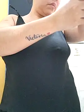 Snapshot of SweettyNaugthy chatting on 09/28/25, 07:36 SweettyNaugthy online show from 09/28/25, 07:36