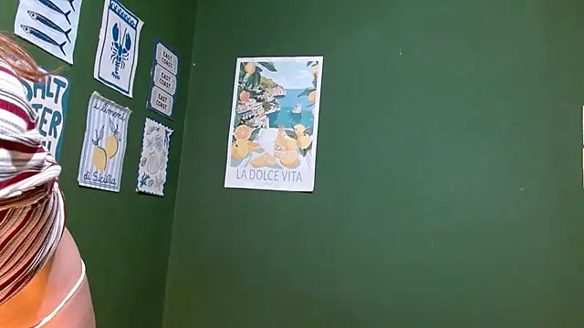 Roxiehood online show from 12/03/25, 09:35