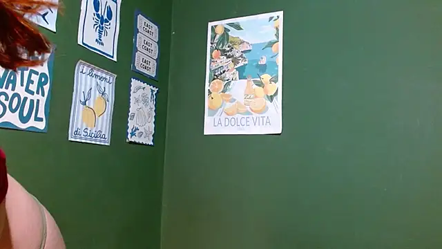 Roxiehood online show from 12/14/25, 10:25