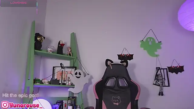 YunoRose  online show from 11/06/25, 04:24