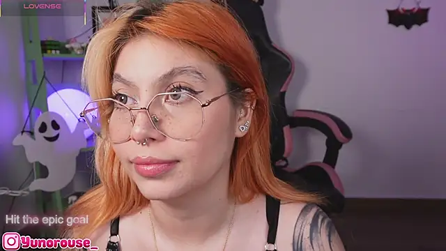 YunoRose  online show from 11/10/25, 06:12