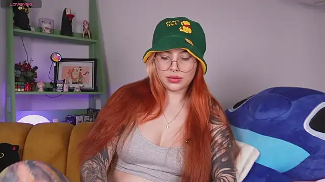 YunoRose  online show from 01/18/26, 11:30