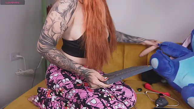 YunoRose  online show from 03/28/26, 03:50