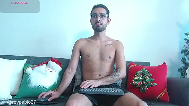 ReyPablo1 online show from 12/17/25, 09:21