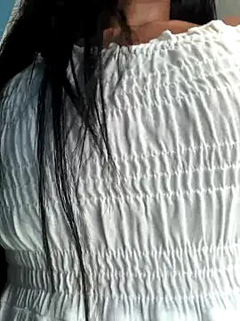 Snapshot of Bustykeyla chatting on 12/13/25, 07:53 Bustykeyla online show from 12/13/25, 07:53