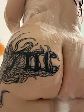 Snapshot of Alix_Valentine chatting on 09/22/25, 11:40 Alix Valentine online show from 09/22/25, 11:40