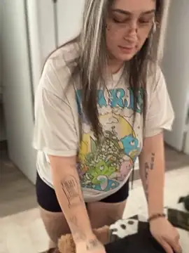 Snapshot of Alix_Valentine chatting on 10/02/25, 08:16 Alix Valentine online show from 10/02/25, 08:16