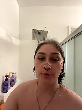 Snapshot of Alix_Valentine chatting on 10/12/25, 05:45 Alix Valentine online show from 10/12/25, 05:45