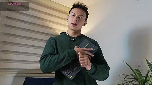 Snapshot of DeusbelliS chatting on 09/11/25, 06:57 DeusbelliS online show from 09/11/25, 06:57