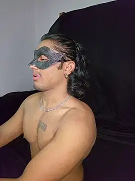 Snapshot of sam_honey5 chatting on 04/17/26, 07:17 sam honey5 online show from 04/17/26, 07:17