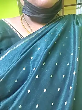 Snapshot of Villageanuty chatting on 01/15/26, 02:10 Villageanuty online show from 01/15/26, 02:10