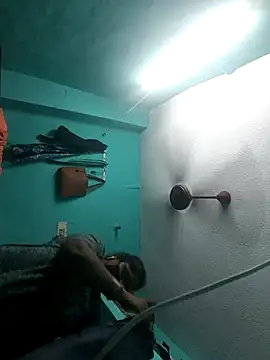 Snapshot of Villageanuty chatting on 01/17/26, 03:44 Villageanuty online show from 01/17/26, 03:44