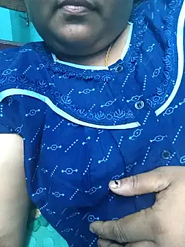 Snapshot of Villageanuty chatting on 01/19/26, 03:32 Villageanuty online show from 01/19/26, 03:32