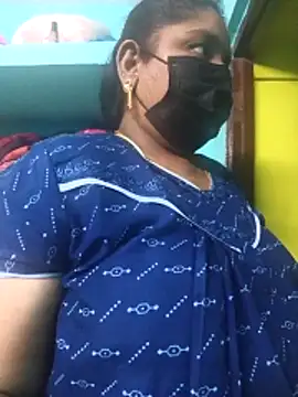 Snapshot of Villageanuty chatting on 02/06/26, 04:32 Villageanuty online show from 02/06/26, 04:32