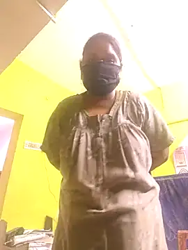 Snapshot of Villageanuty chatting on 03/18/26, 11:13 Villageanuty online show from 03/18/26, 11:13