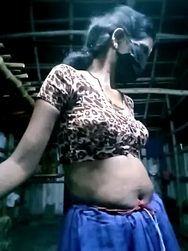 Tamilauntyhot online show from 09/25/25, 02:10