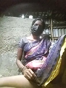 Tamilauntyhot online show from 12/14/25, 04:23