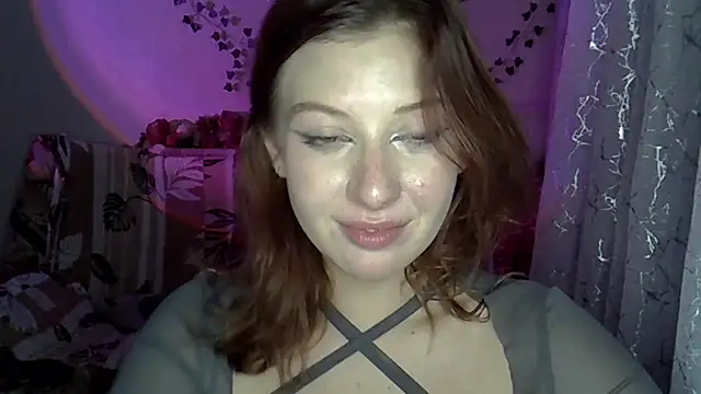 Lily Ember online show from 11/30/25, 06:23