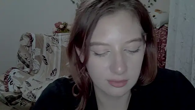 Lily Ember online show from 12/13/25, 07:53