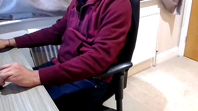 Snapshot of rogamuffin chatting on 02/22/26, 12:01 rogamuffin online show from 02/22/26, 12:01