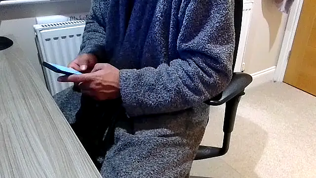 Snapshot of rogamuffin chatting on 02/28/26, 11:06 rogamuffin online show from 02/28/26, 11:06