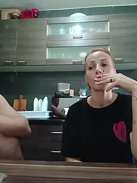 Aly-john1985 online show from 11/12/25, 11:21