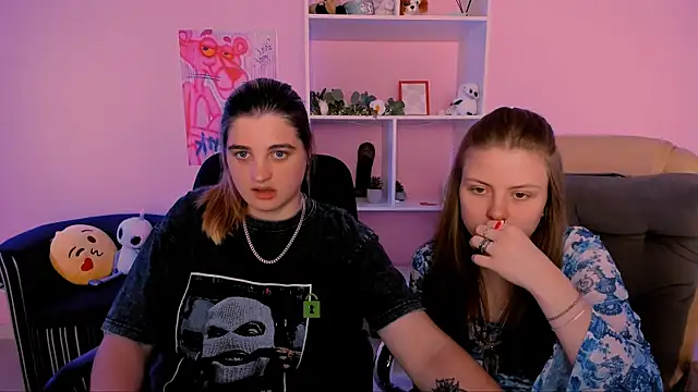 Snapshot of inga_gree chatting on 09/19/25, 07:25 inga gree online show from 09/19/25, 07:25