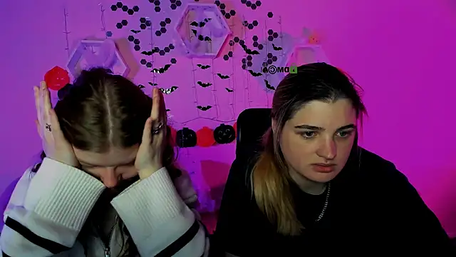 Snapshot of inga_gree chatting on 10/28/25, 07:49 inga gree online show from 10/28/25, 07:49