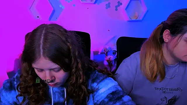 Snapshot of inga_gree chatting on 11/25/25, 08:20 inga gree online show from 11/25/25, 08:20