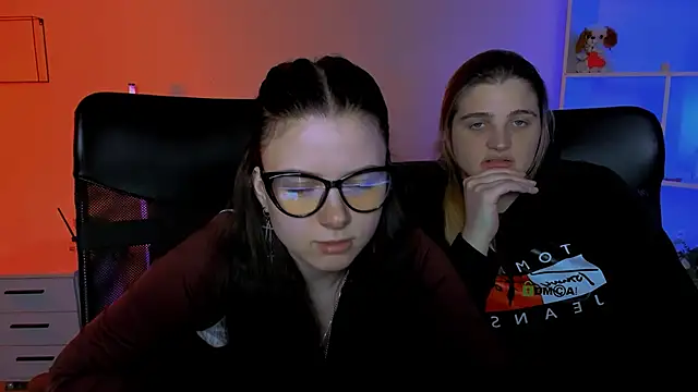 Snapshot of inga_gree chatting on 12/14/25, 11:20 inga gree online show from 12/14/25, 11:20