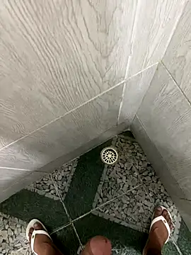 Snapshot of lucasgostosinho07 chatting on 10/24/25, 11:01 lucasgostosinho07 online show from 10/24/25, 11:01