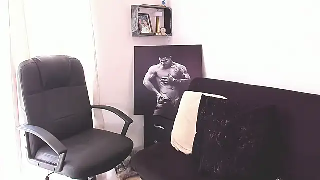 Snapshot of Marck_Mathews chatting on 09/09/25, 03:55 Marck Mathews online show from 09/09/25, 03:55