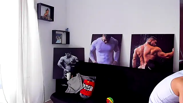 Snapshot of Marck_Mathews chatting on 12/04/25, 02:37 Marck Mathews online show from 12/04/25, 02:37