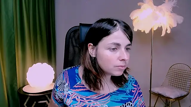 MartaEdams online show from 11/28/25, 06:16