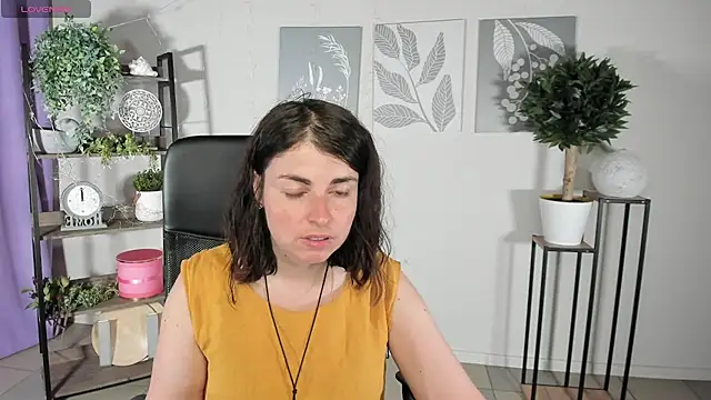 MartaEdams online show from 06/22/26, 05:15