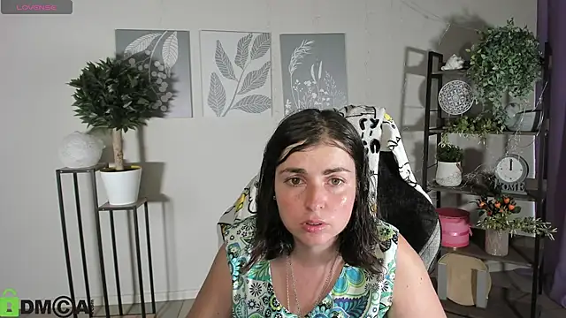 MartaEdams online show from 07/04/26, 05:46