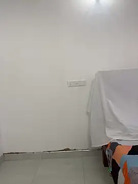 Snapshot of venom-172 chatting on 09/11/25, 04:34 venom-172 online show from 09/11/25, 04:34