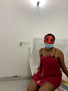 Snapshot of venom-172 chatting on 10/18/25, 04:19 venom-172 online show from 10/18/25, 04:19