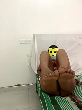 Snapshot of venom-172 chatting on 12/20/25, 07:26 venom-172 online show from 12/20/25, 07:26