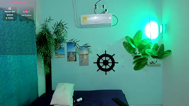 Snapshot of eladyrous98 chatting on 11/03/25, 02:29 eladyrous98 online show from 11/03/25, 02:29