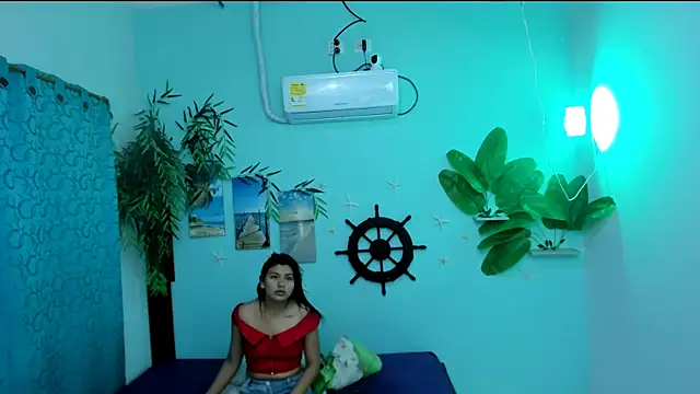 Snapshot of eladyrous98 chatting on 11/08/25, 07:30 eladyrous98 online show from 11/08/25, 07:30